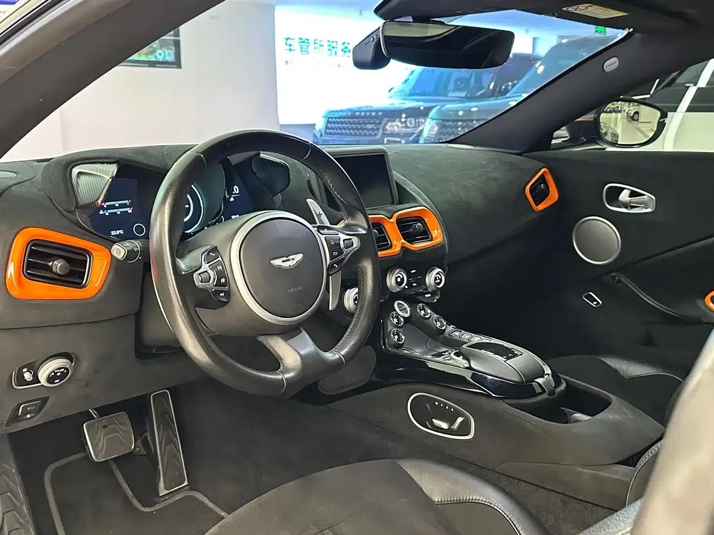 2018 V8 Vantage 4.0T V8 Coupe — миниатюра 8