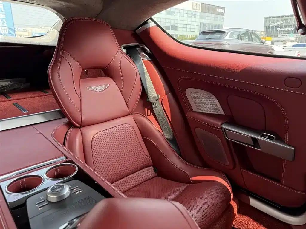 2015 Rapide 6.0L S — миниатюра 19