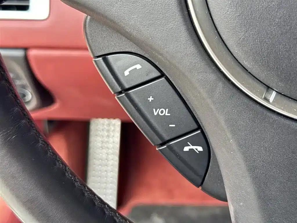 2015 Rapide 6.0L S — миниатюра 28