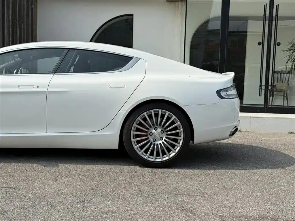 2015 Rapide 6.0L S — миниатюра 4