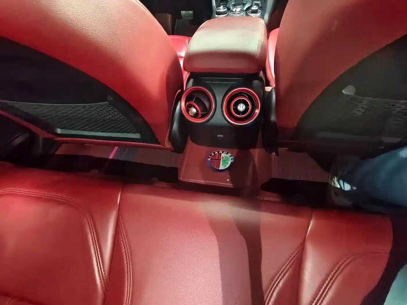 Giulia Juliet 2021 2.0T 280HP Luxury Edition — миниатюра 14