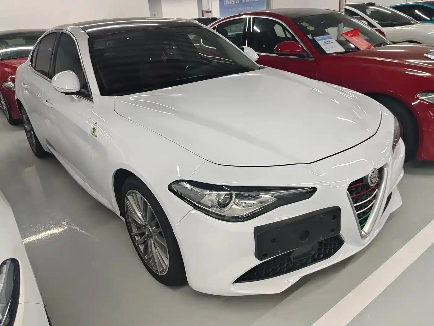 Giulia Juliet 2021 2.0T 280HP Luxury Edition — миниатюра 3