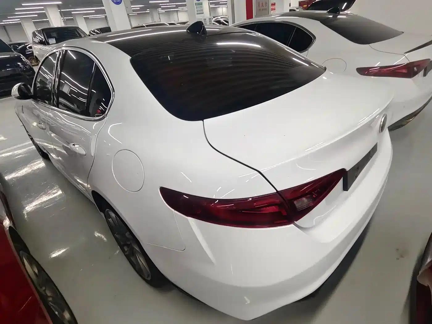 Giulia Juliet 2021 2.0T 280HP Luxury Edition — миниатюра 6