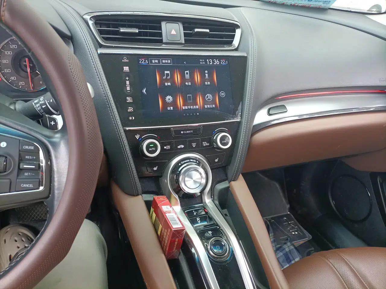 Acura CDX 2016 1.5T Two-Wheel Drive Deluxe Edition — миниатюра 13
