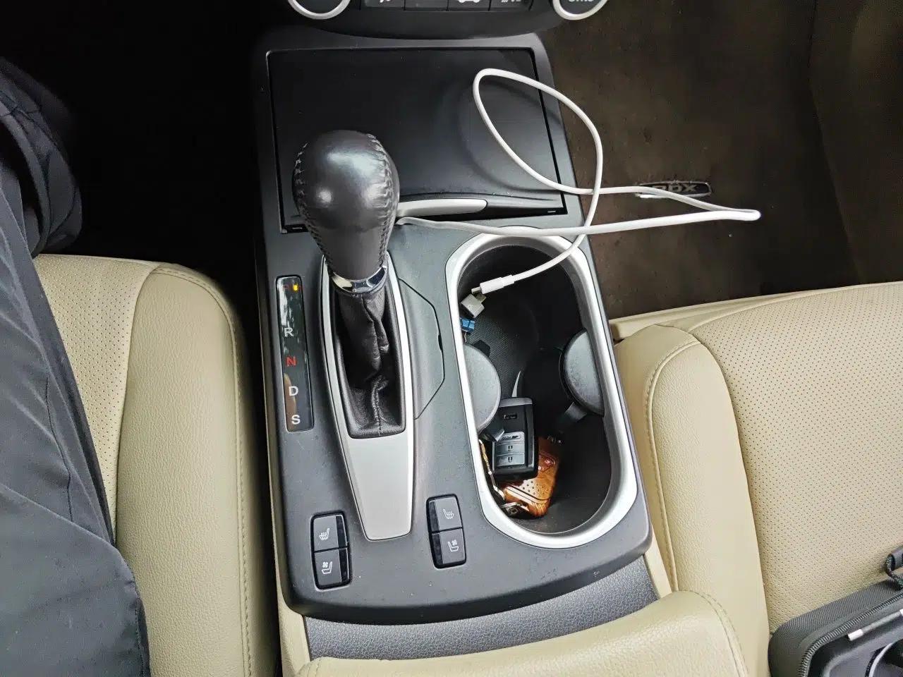 Acura RDX US-spec 3.0-liter four-wheel-drive automatic gasoline 5-seater — миниатюра 14