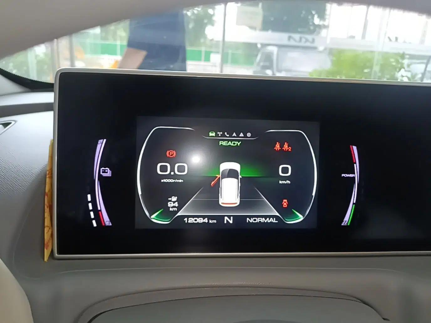 ORA White Cat 2022 Upgraded Model 305km Range Luxury Version Lithium-Ion Battery — миниатюра 14