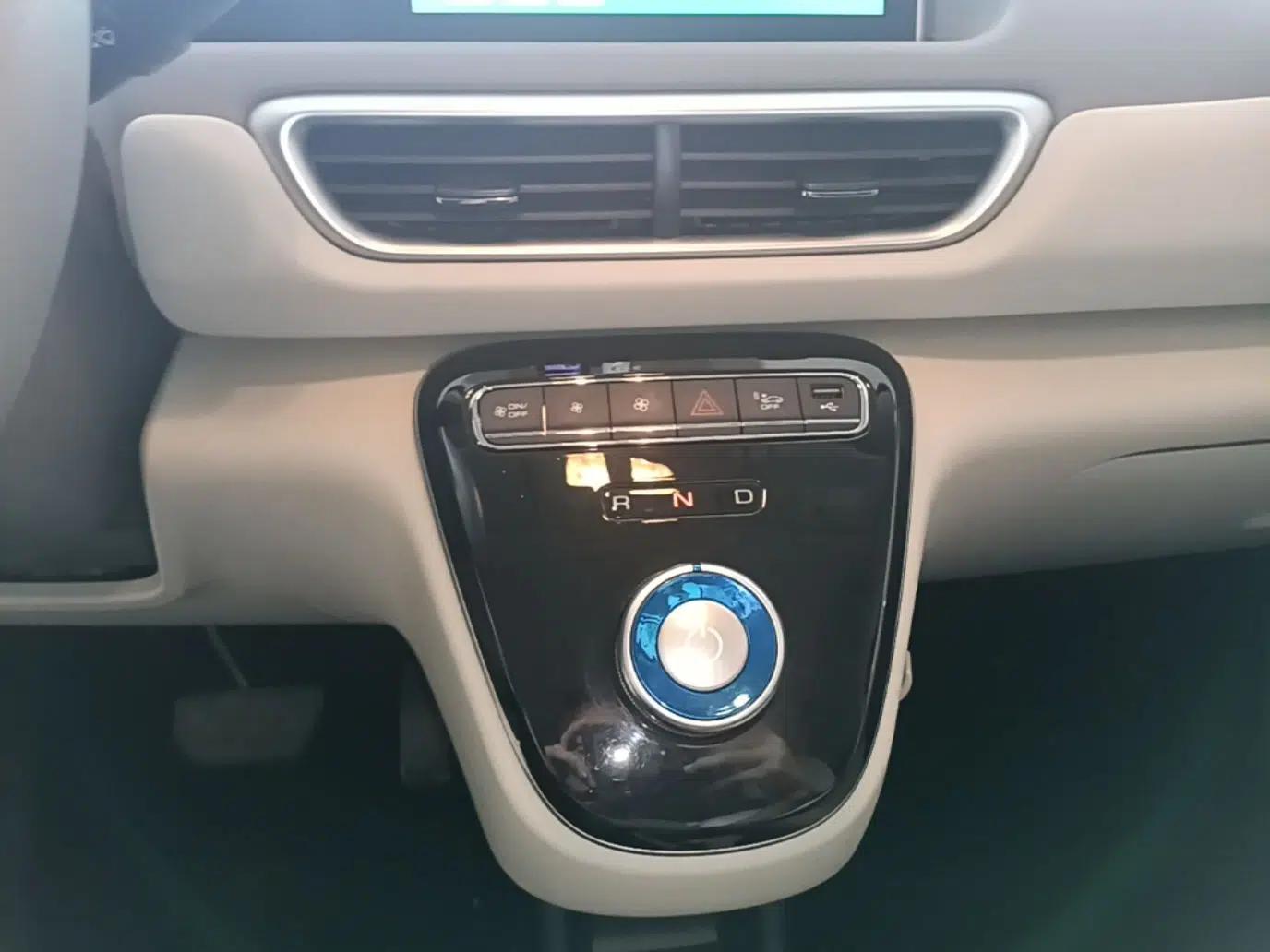 ORA White Cat 2022 Upgraded Model 305km Range Luxury Version Lithium-Ion Battery — миниатюра 16