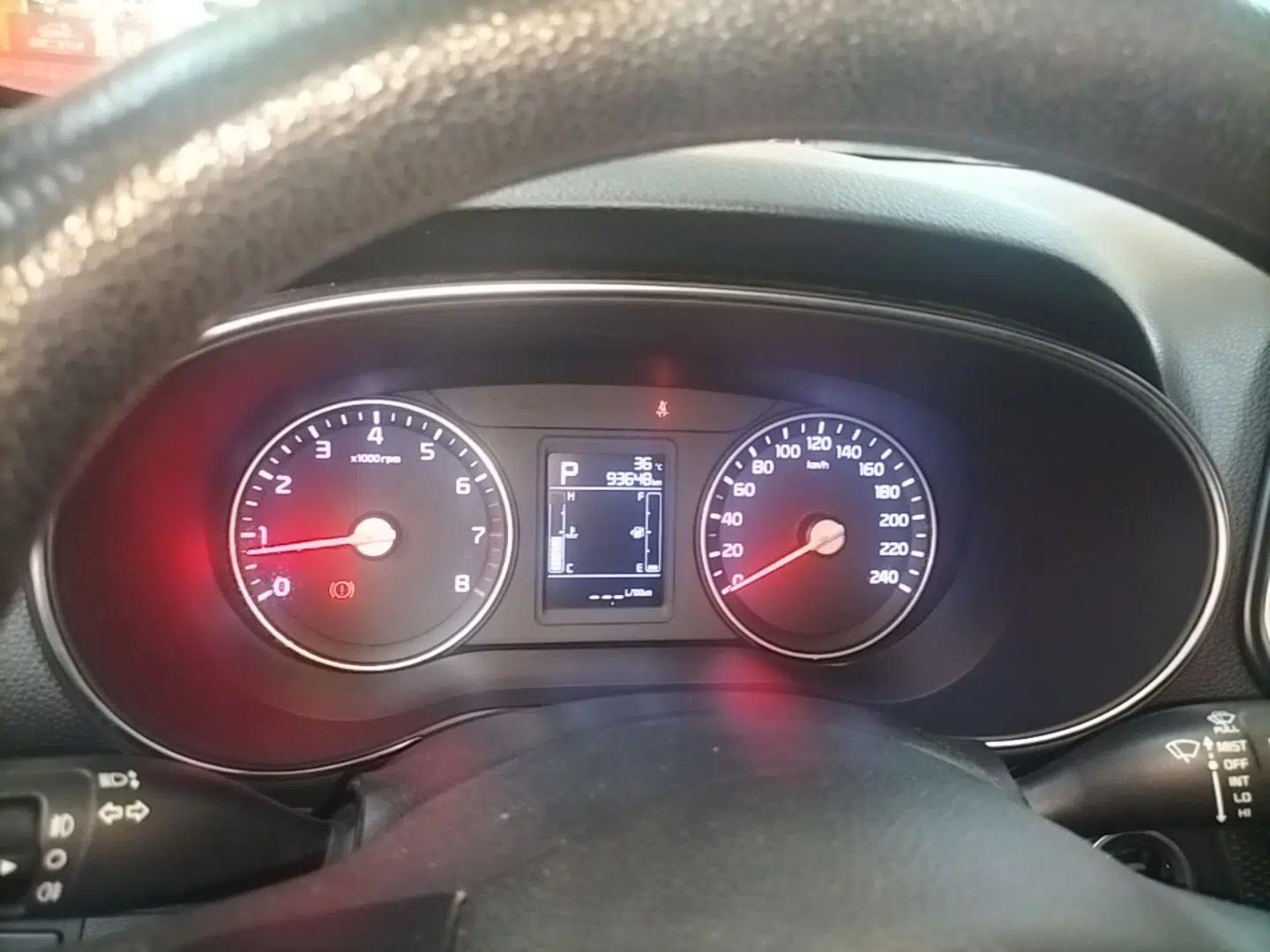 Kia KX3 2015 1.6L Automatic Two-Wheel Drive DLX — миниатюра 14