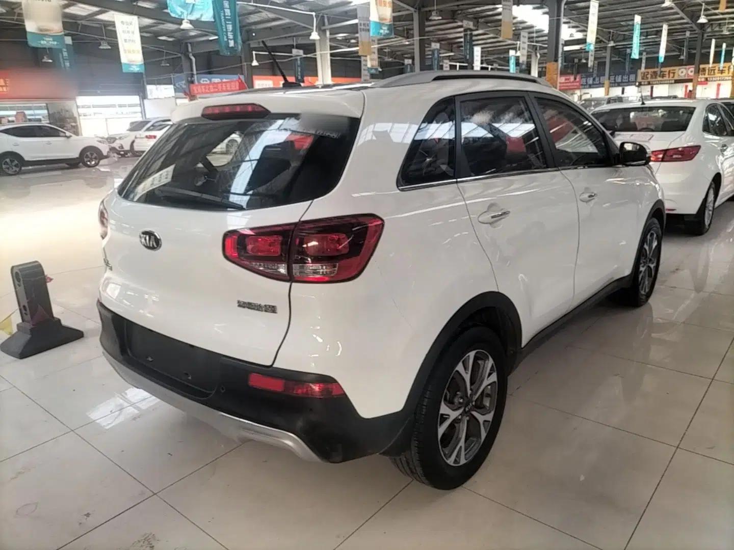 Kia KX3 2015 1.6L Automatic Two-Wheel Drive DLX — миниатюра 6