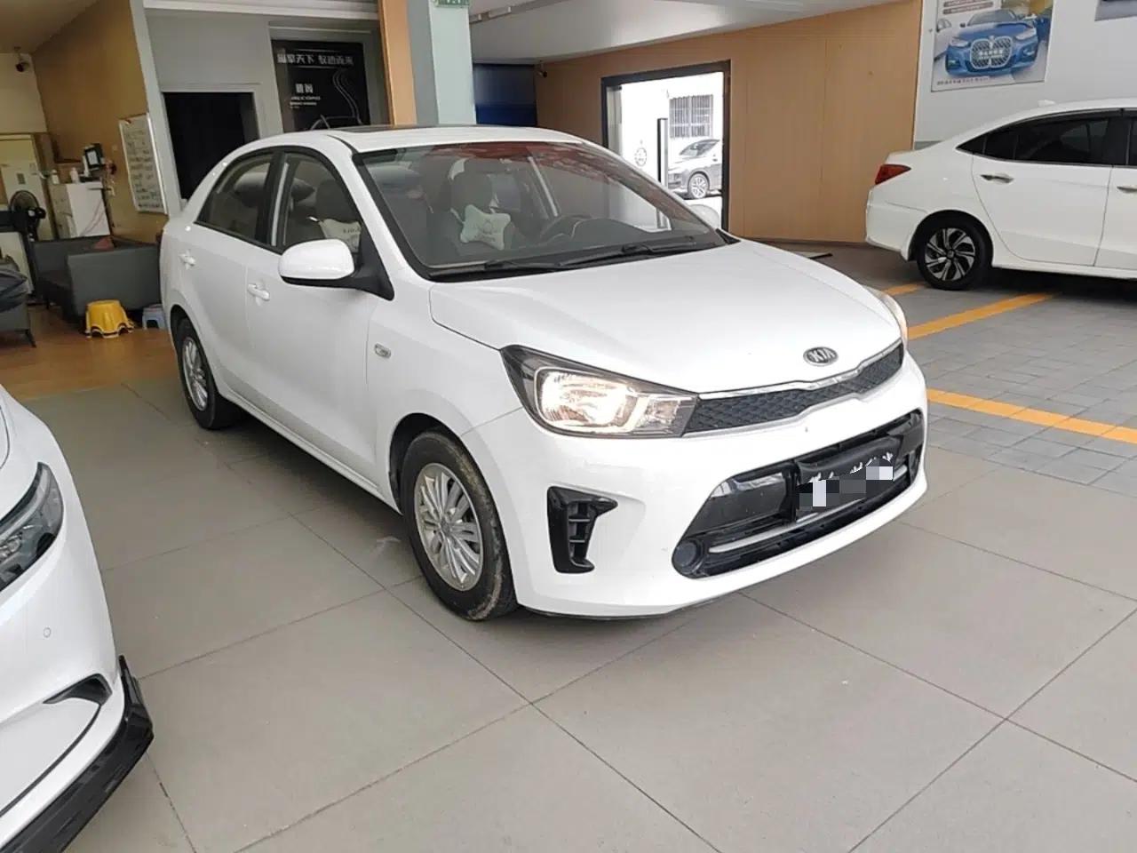Kia Pegas 2020 1.4L Automatic Comfort Version with Sunroof — миниатюра 3