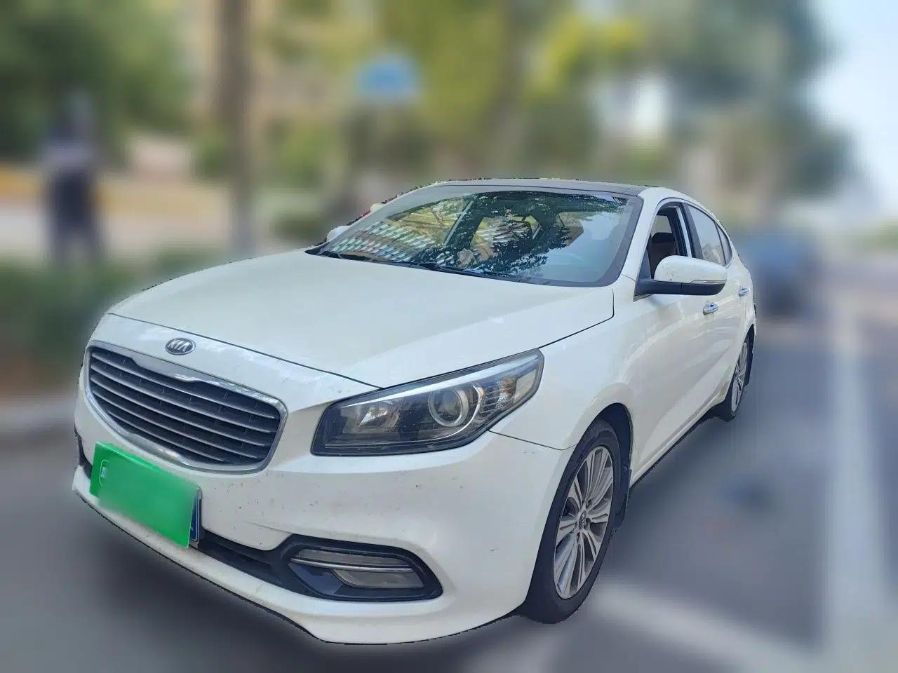 Kia K4 2015 1.8L Automatic DLX Special — миниатюра 1
