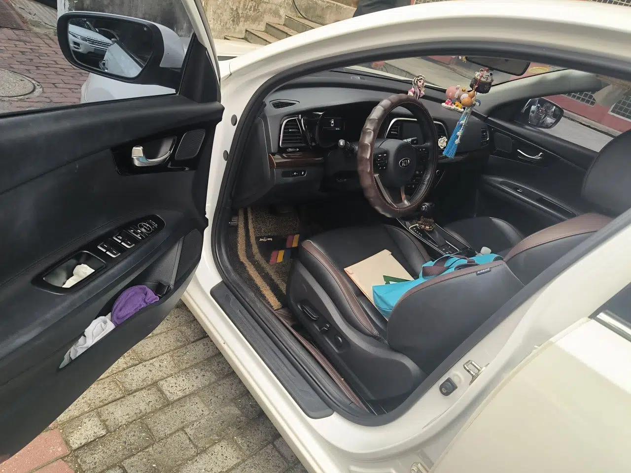 Kia K4 2017 1.8L Automatic DLX Special — миниатюра 16