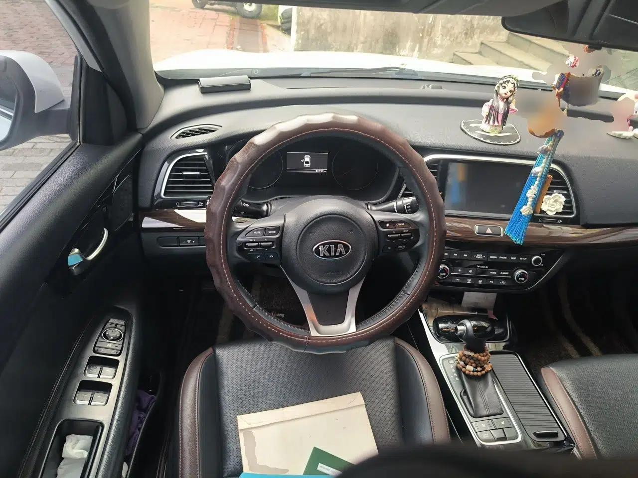 Kia K4 2017 1.8L Automatic DLX Special — миниатюра 10