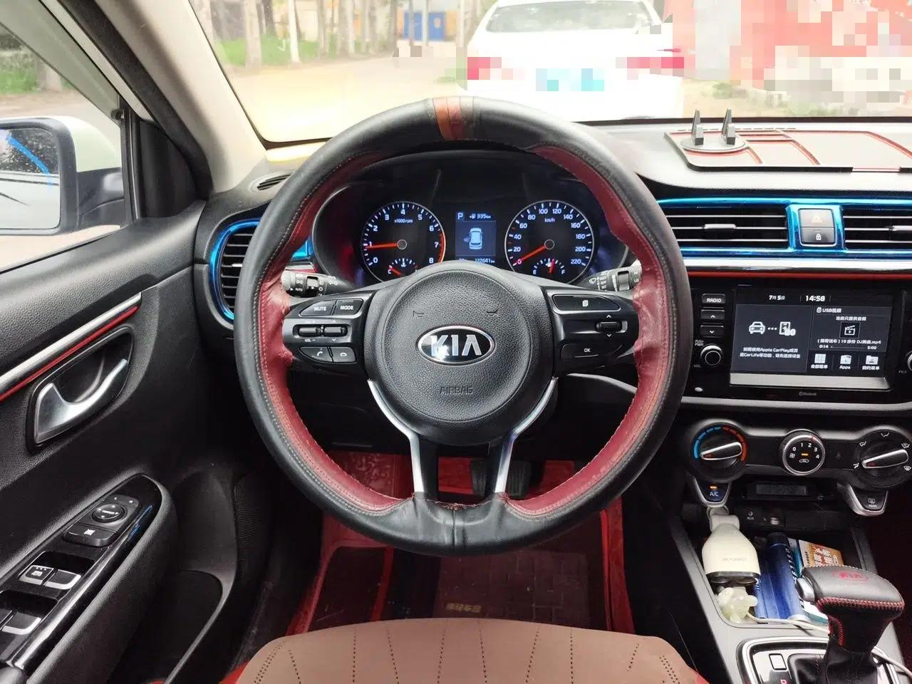 Kia KX Cross 2017 1.4L AT GLS — миниатюра 10