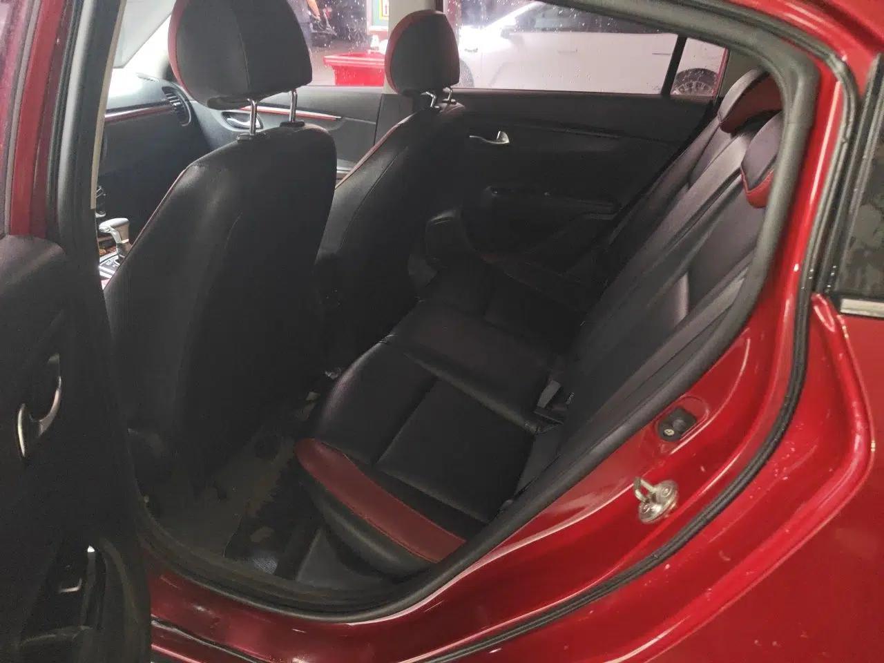 Kia KX Cross 2017 1.4L AT GLS — миниатюра 17