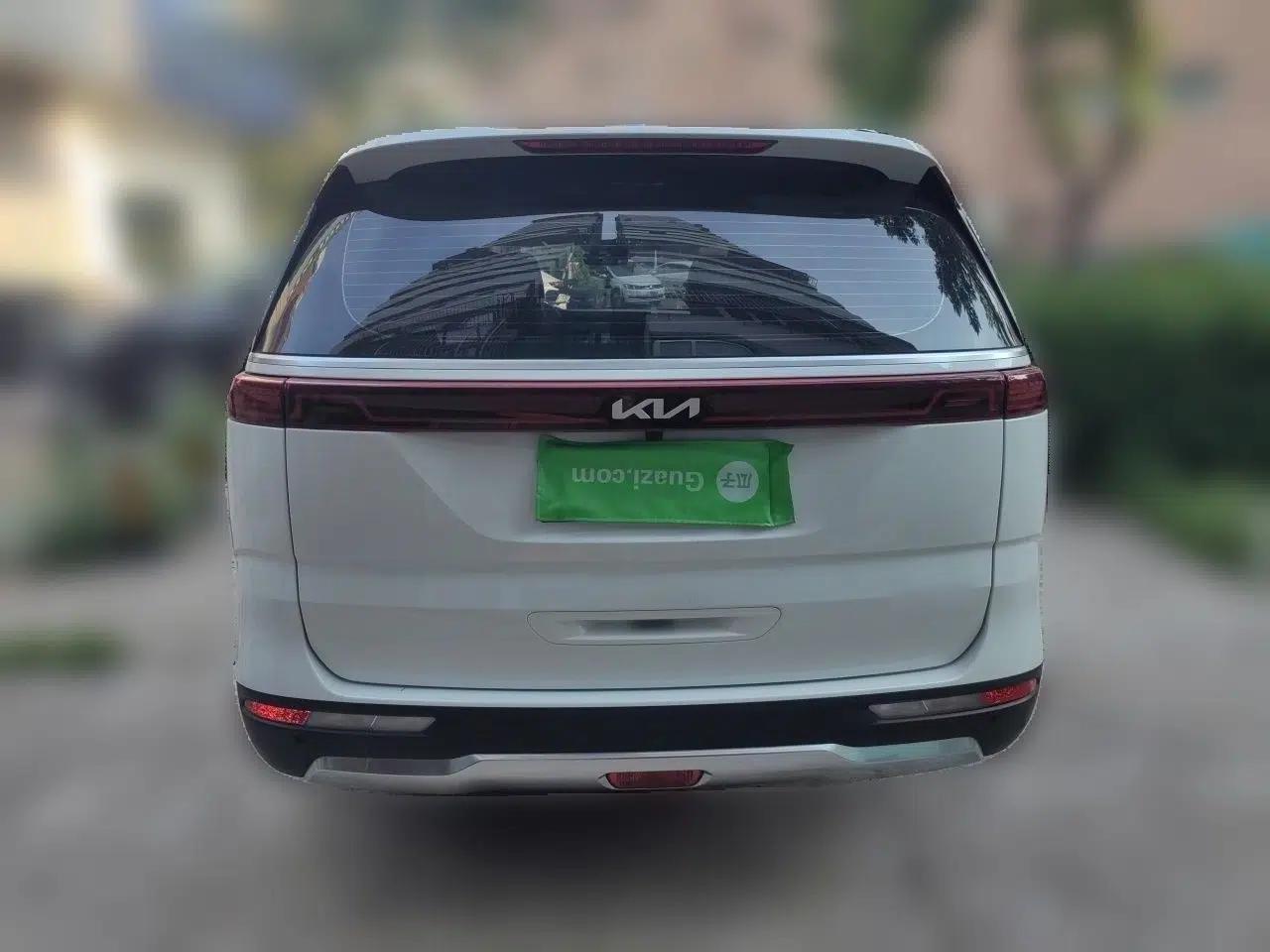 Kia Carnival 2021 2.0T Luxury Tech Edition — миниатюра 5