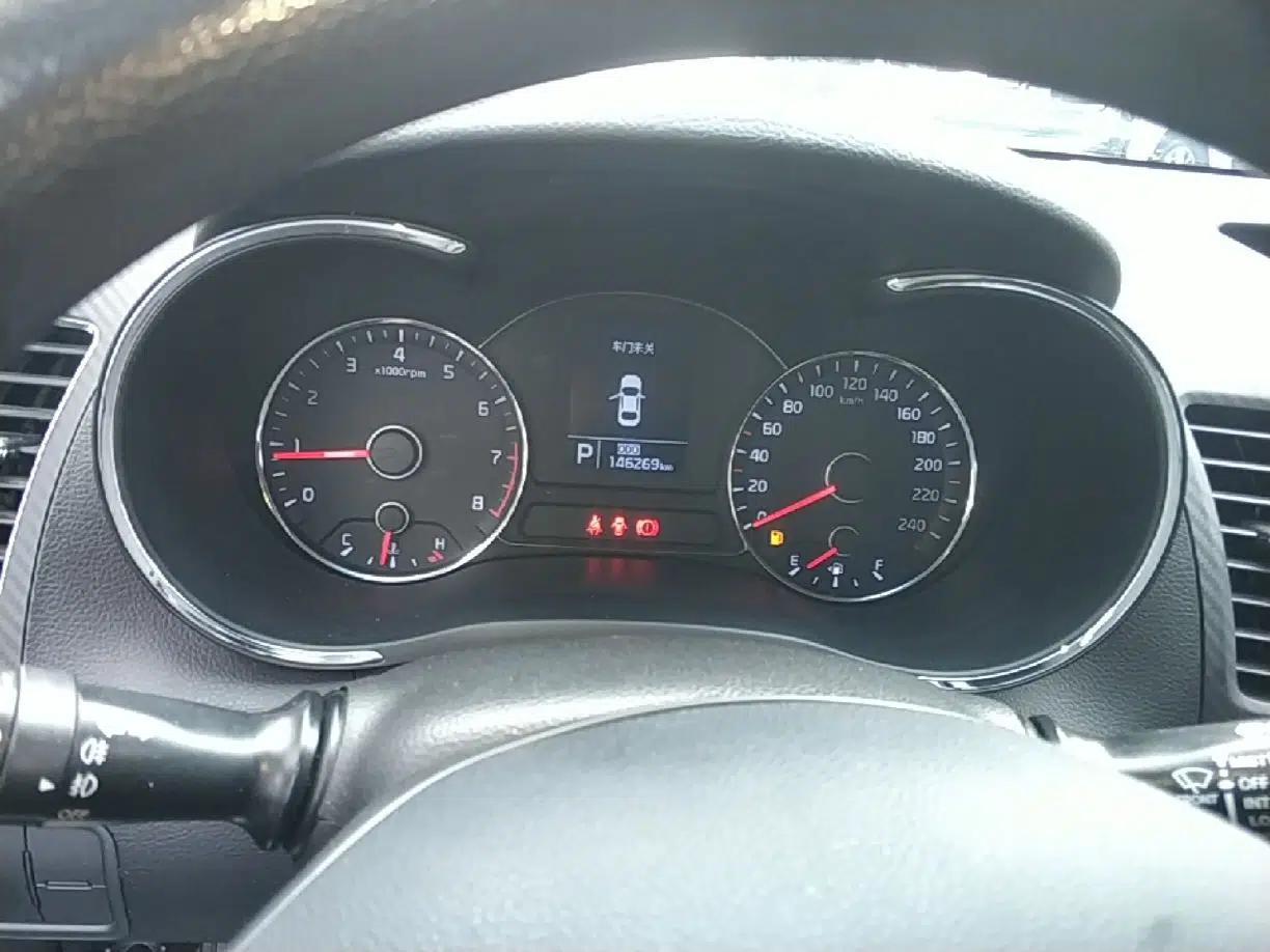 Kia K3S 2014 1.6L Automatic GL — миниатюра 19