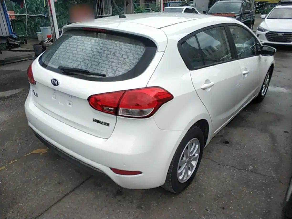 Kia K3S 2014 1.6L Automatic GL — миниатюра 6
