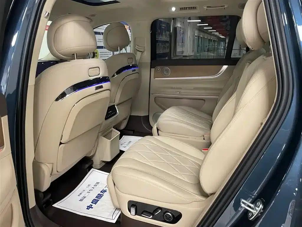Wenjie M9 2024 Range Extended Max Edition 42kWh 6-Seater — миниатюра 11