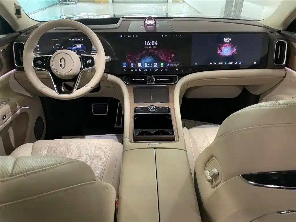 Wenjie M9 2024 Range Extended Max Edition 42kWh 6-Seater — миниатюра 15