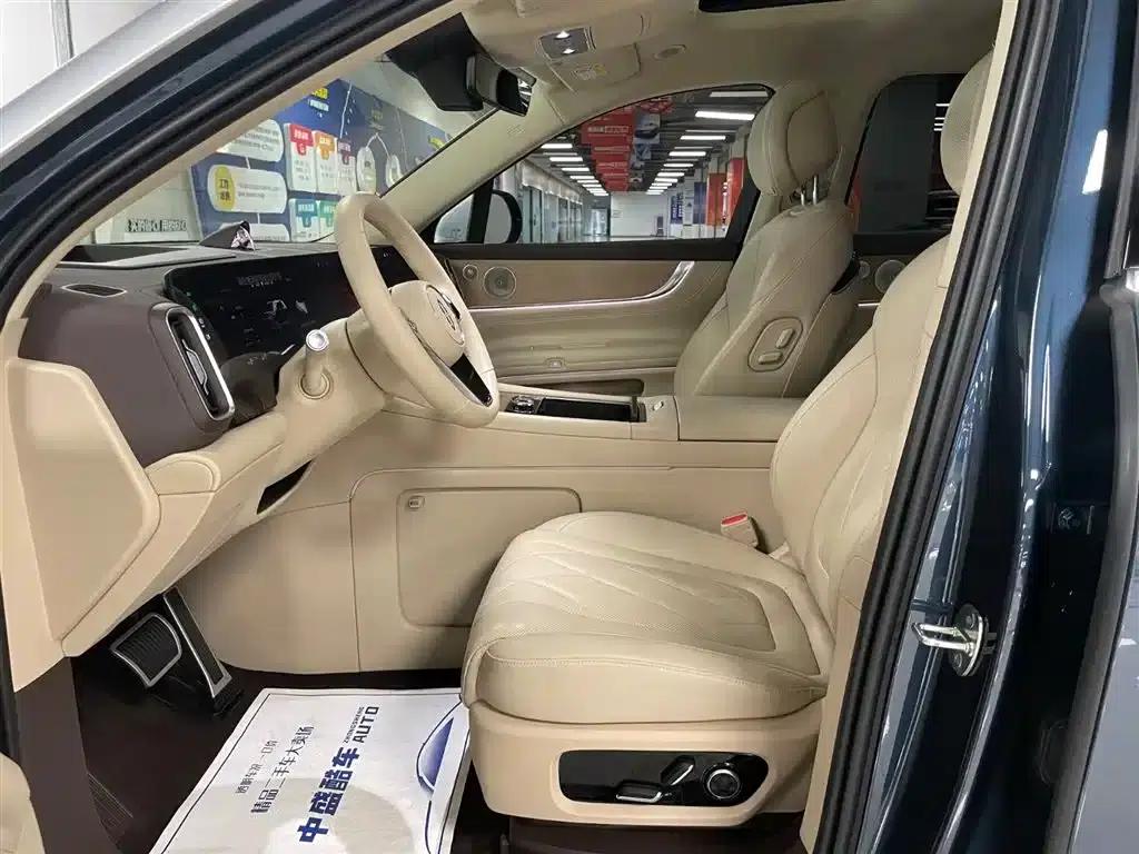 Wenjie M9 2024 Range Extended Max Edition 42kWh 6-Seater — миниатюра 8