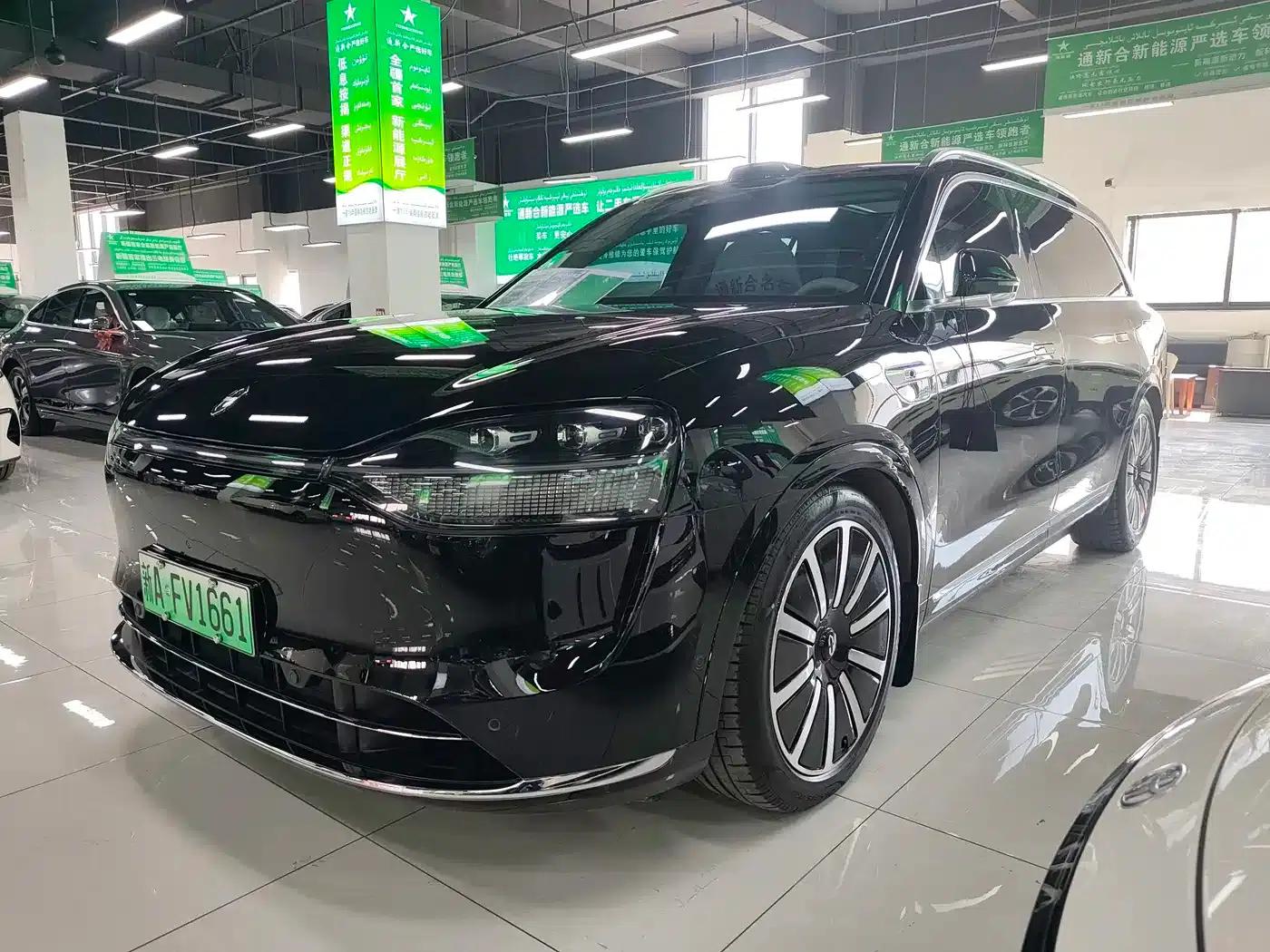 Wenjie M9 2024 Range Extended Ultra Edition 52kWh 6-Seater — миниатюра 1