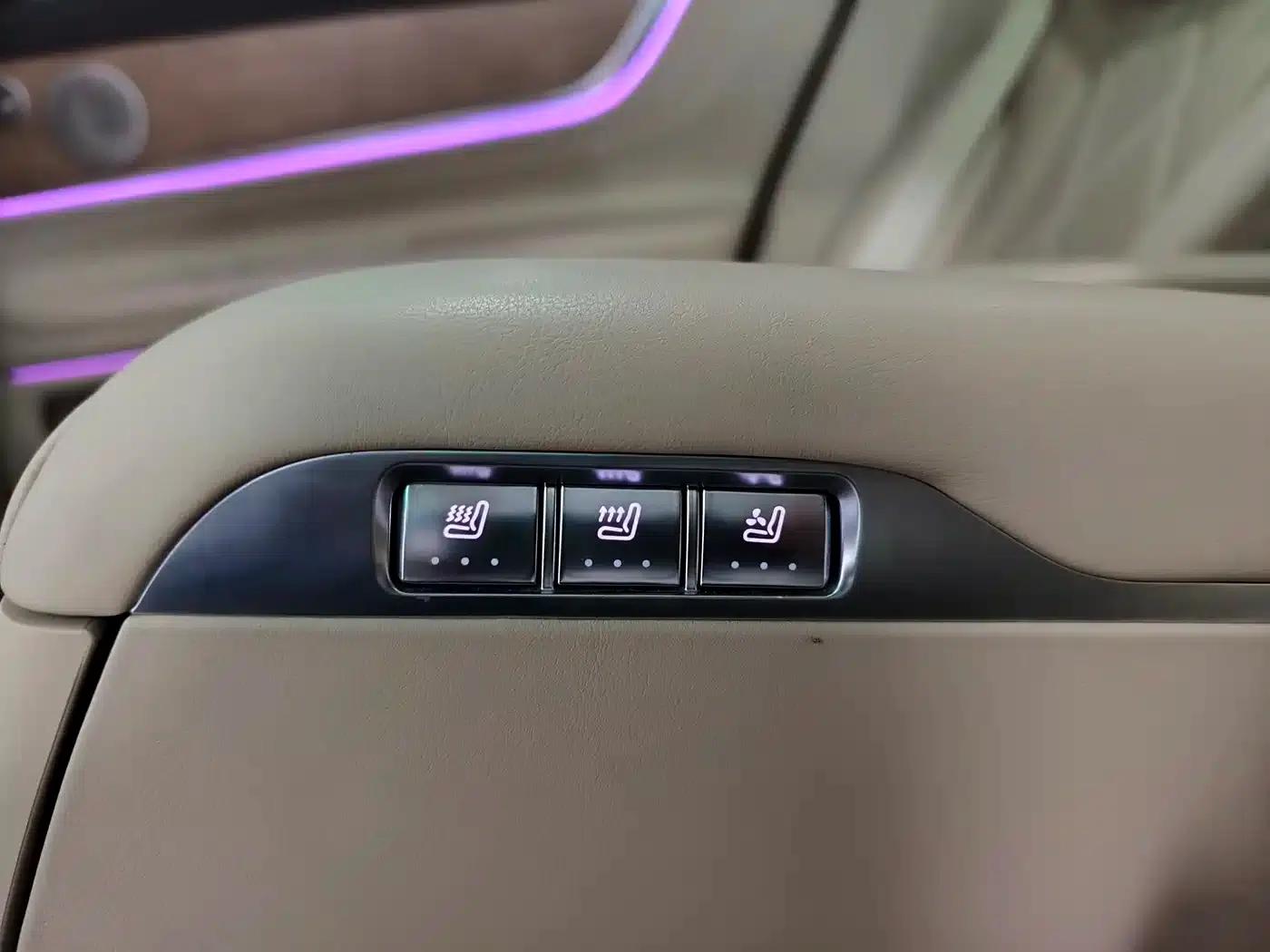 Wenjie M9 2024 Range Extended Ultra Edition 52kWh 6-Seater — миниатюра 18