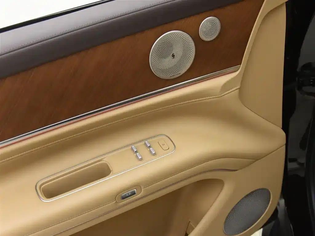 Wenjie M9 2024 Pure Electric Ultra Edition 100kWh 5-Seater — миниатюра 8