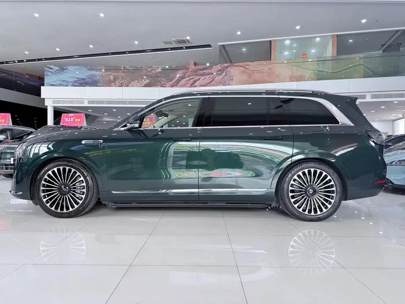 Wenjie M9 2025 Pure Electric Ultra Edition 100kWh 6-Seat Version (192-line LiDAR) — миниатюра 19