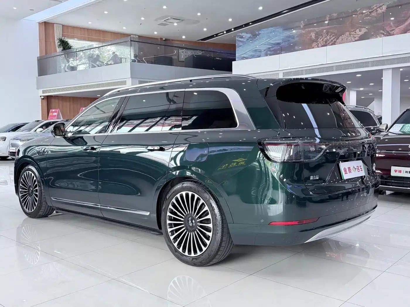 Wenjie M9 2025 Pure Electric Ultra Edition 100kWh 6-Seat Version (192-line LiDAR) — миниатюра 20