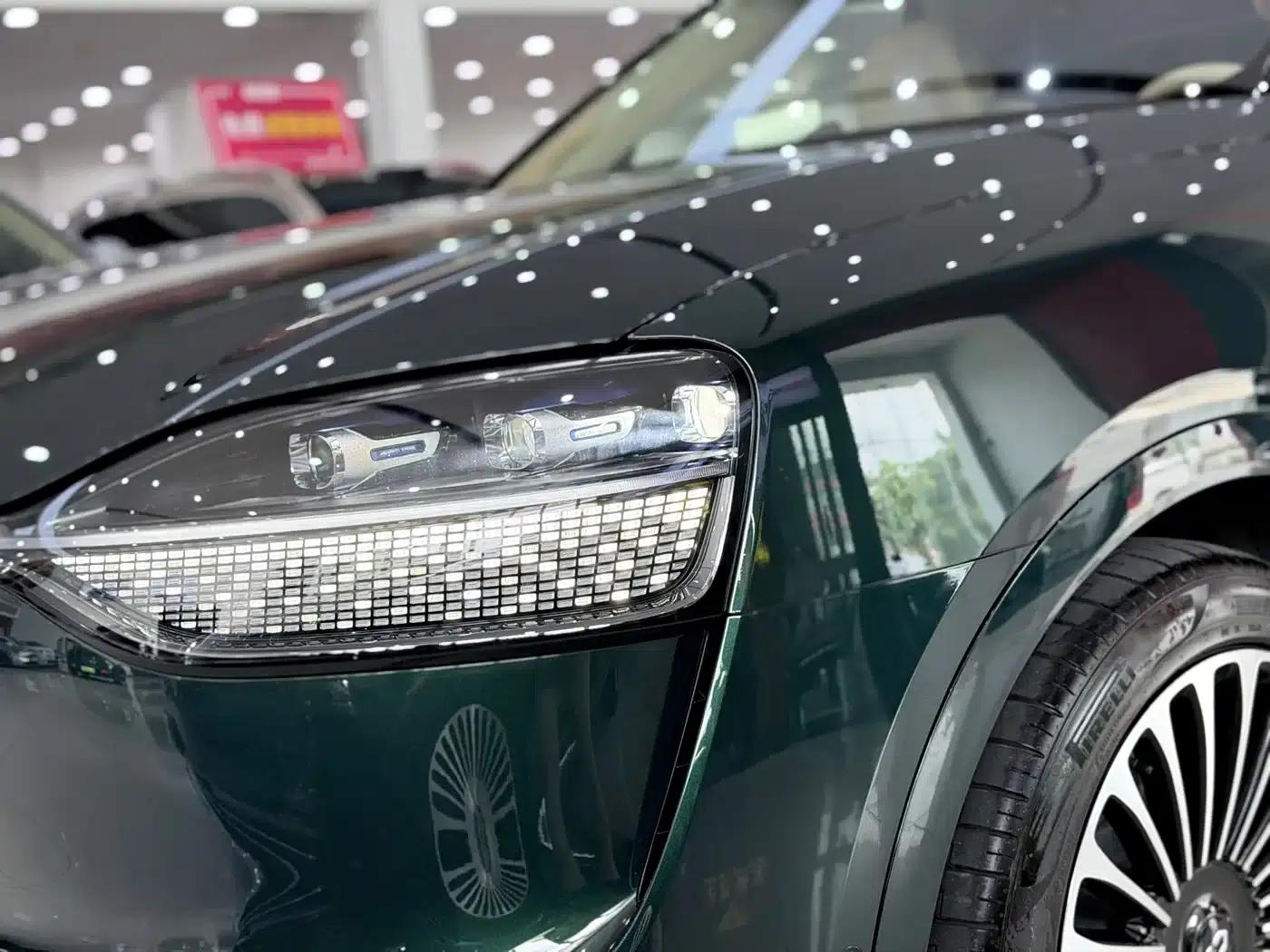 Wenjie M9 2025 Pure Electric Ultra Edition 100kWh 6-Seat Version (192-line LiDAR) — миниатюра 25