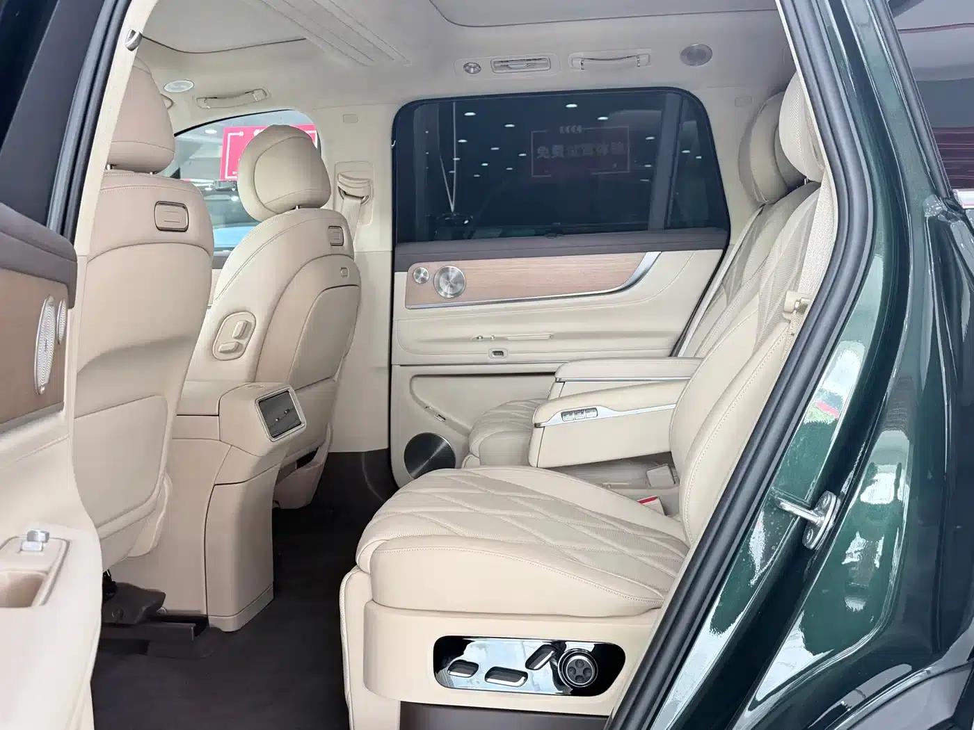Wenjie M9 2025 Pure Electric Ultra Edition 100kWh 6-Seat Version (192-line LiDAR) — миниатюра 6