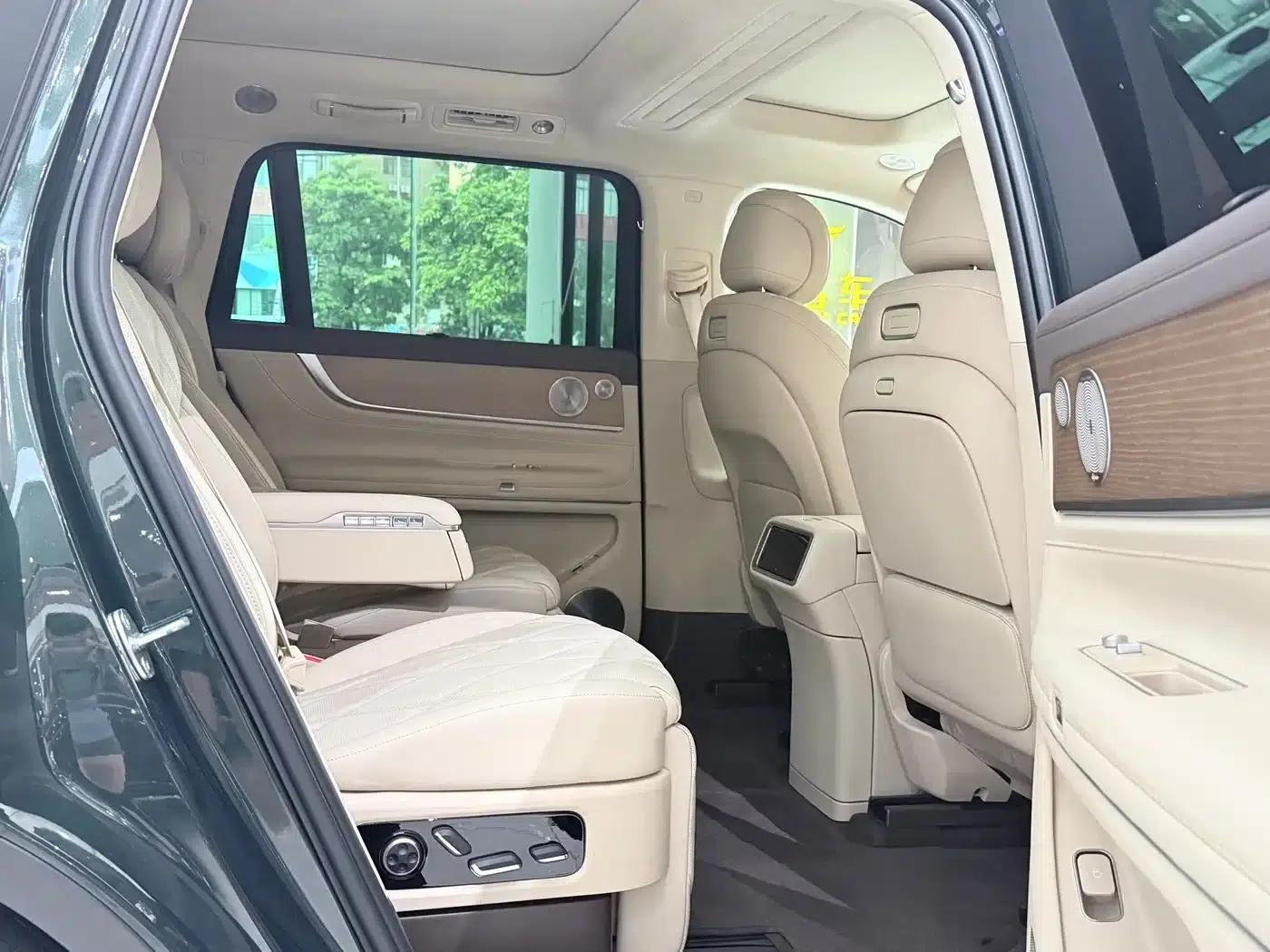 Wenjie M9 2025 Pure Electric Ultra Edition 100kWh 6-Seat Version (192-line LiDAR) — миниатюра 9
