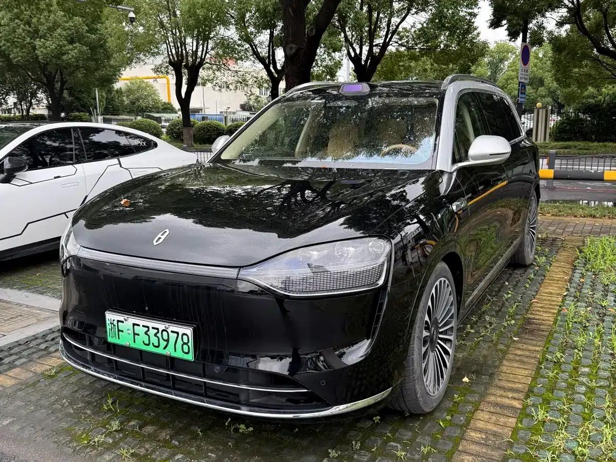 Wenjie M9 2025 Ultra Extended Range Edition (52kWh, 6-seater, 192-line LiDAR) — миниатюра 1