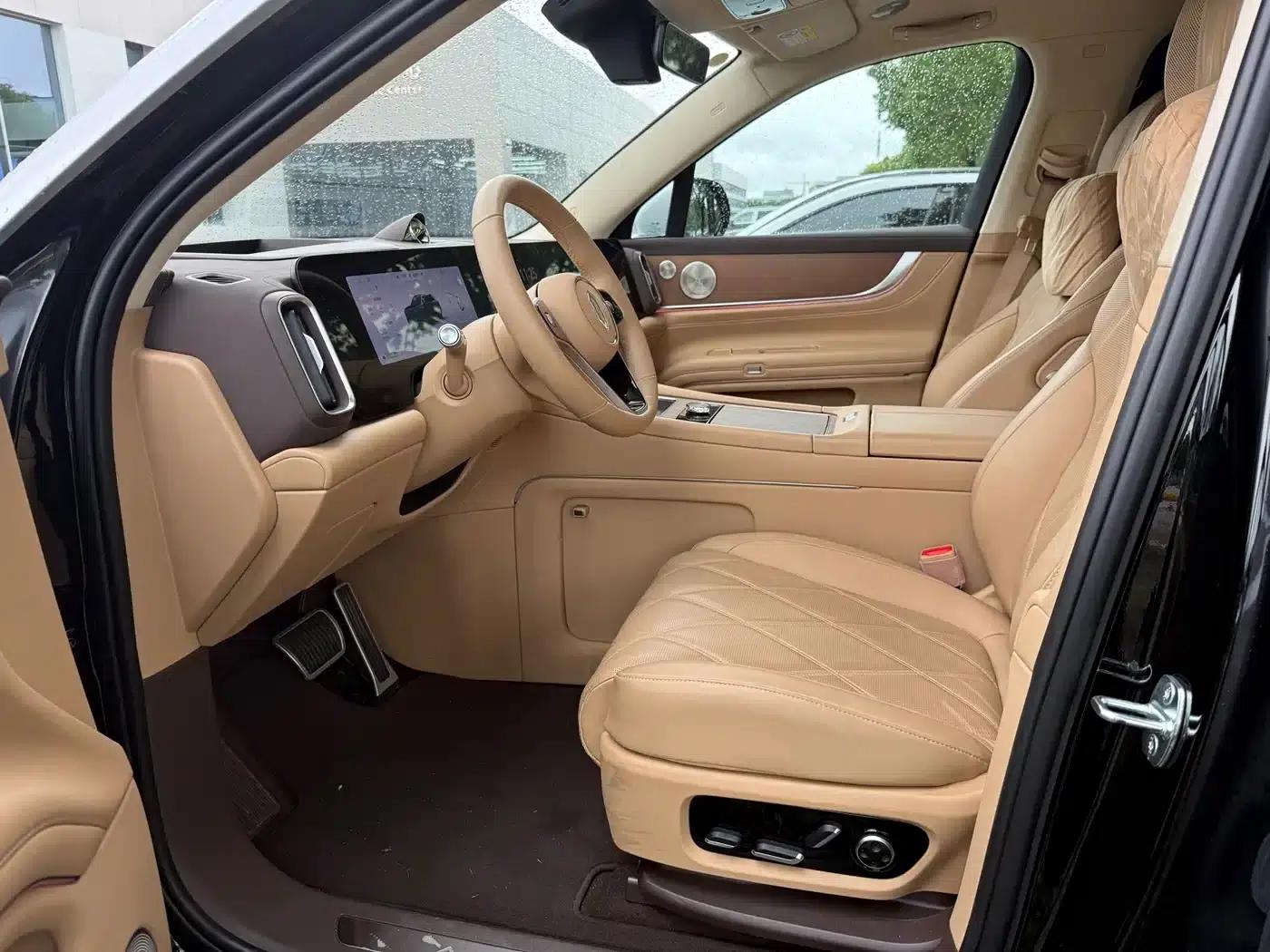 Wenjie M9 2025 Ultra Extended Range Edition (52kWh, 6-seater, 192-line LiDAR) — миниатюра 6