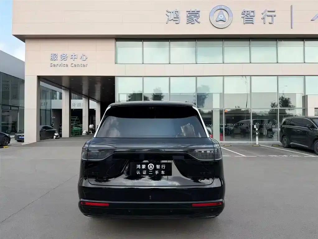 Wenjie M9 2026 Ultra Extended Range Edition 6-Seater — миниатюра 4