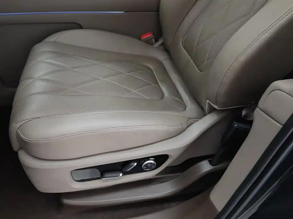 Wenjie M9 2024 Range Extended Max Edition 42kWh 5-Seater — миниатюра 20