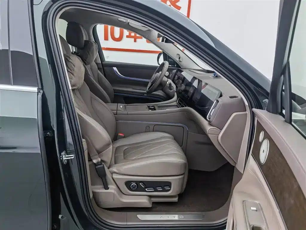 Wenjie M9 2024 Range Extended Max Edition 42kWh 5-Seater — миниатюра 23