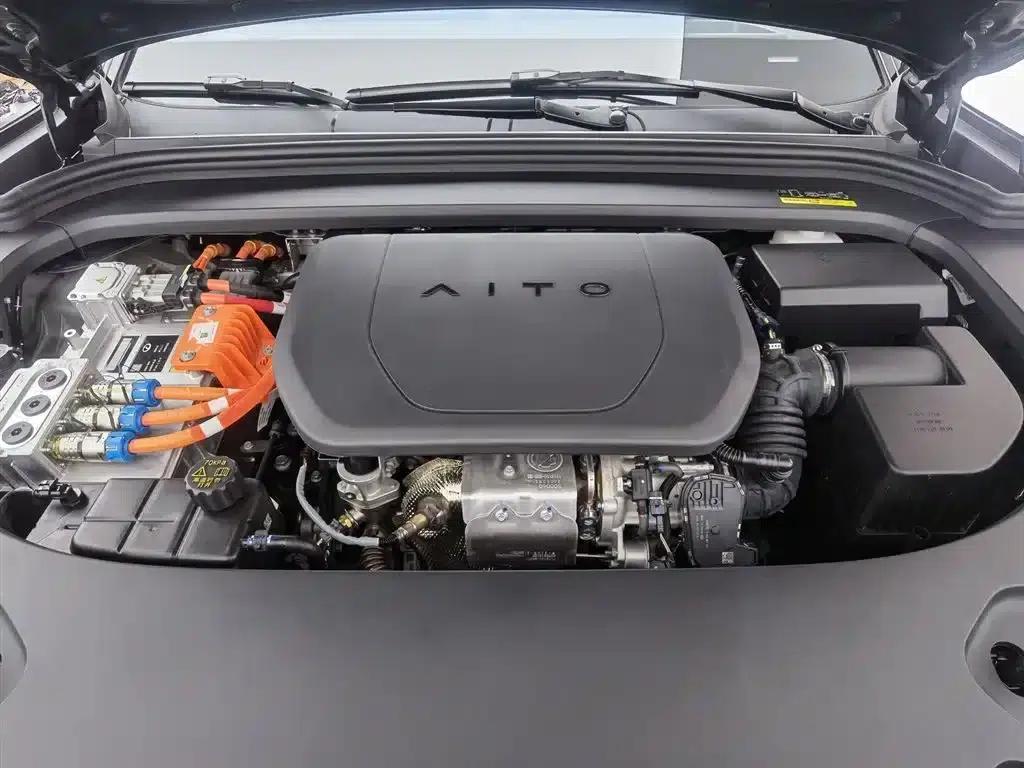 Wenjie M9 2024 Range Extended Max Edition 42kWh 5-Seater — миниатюра 6