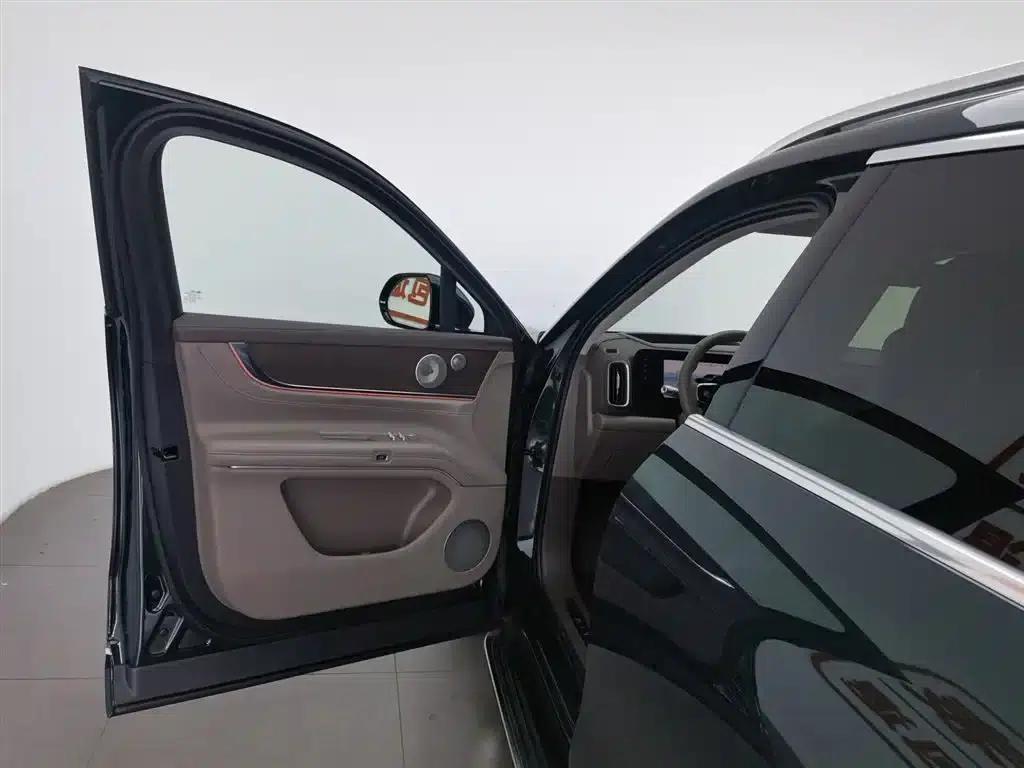 Wenjie M9 2024 Range Extended Max Edition 42kWh 5-Seater — миниатюра 8