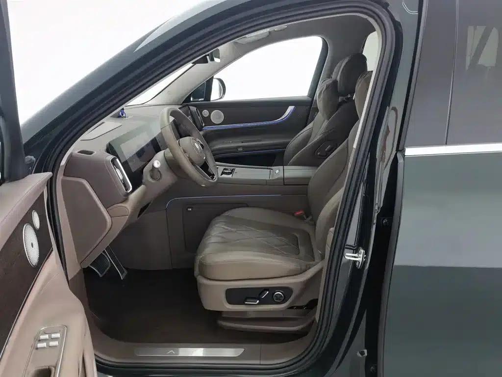 Wenjie M9 2024 Range Extended Max Edition 42kWh 5-Seater — миниатюра 10