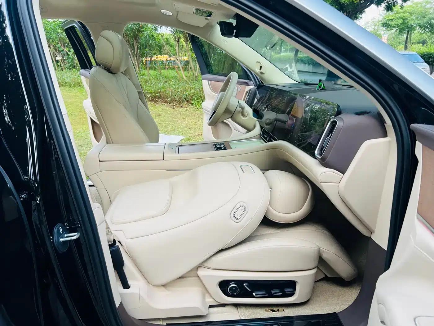 Wenjie M9 2024 Range Extended Max Edition 42kWh 6-Seater — миниатюра 23