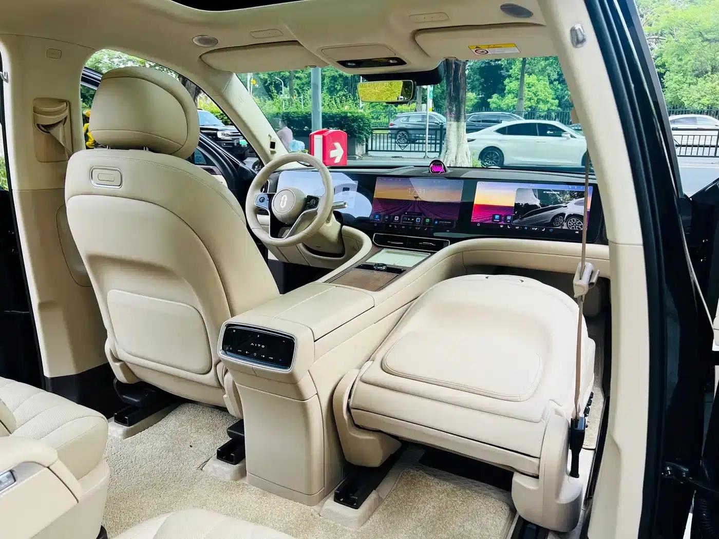 Wenjie M9 2024 Range Extended Max Edition 42kWh 6-Seater — миниатюра 24