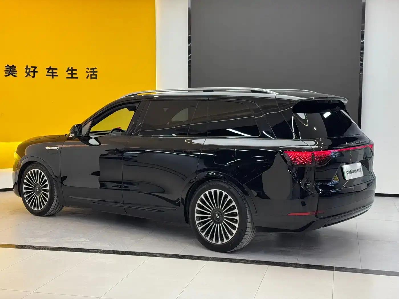 Wenjie M9 2024 Range Extended Max Edition 42kWh 6-Seater — миниатюра 7