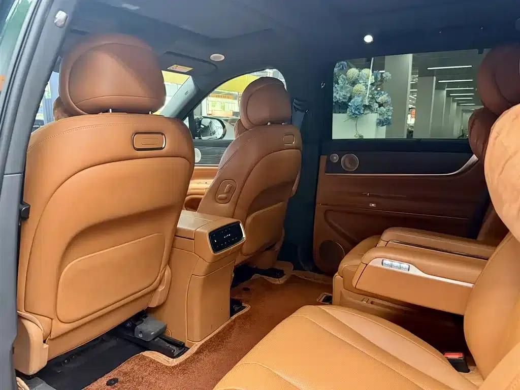 Wenjie M9 2024 Range Extended Ultra Edition 42kWh 6-Seater — миниатюра 11
