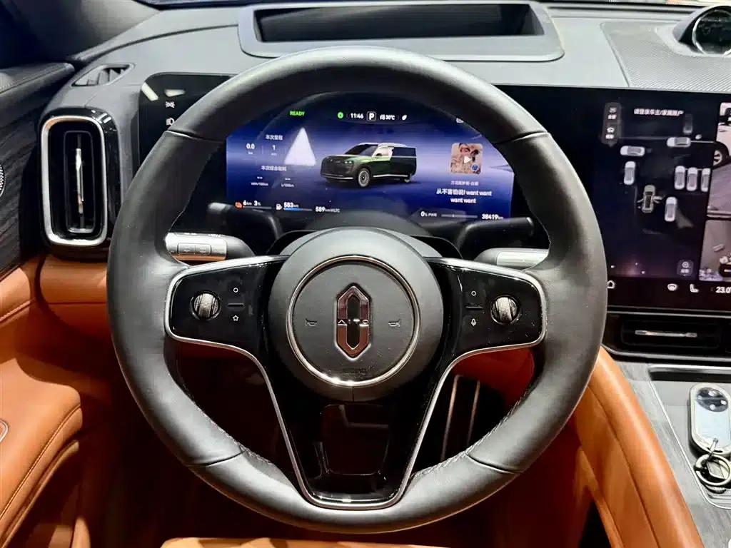 Wenjie M9 2024 Range Extended Ultra Edition 42kWh 6-Seater — миниатюра 9