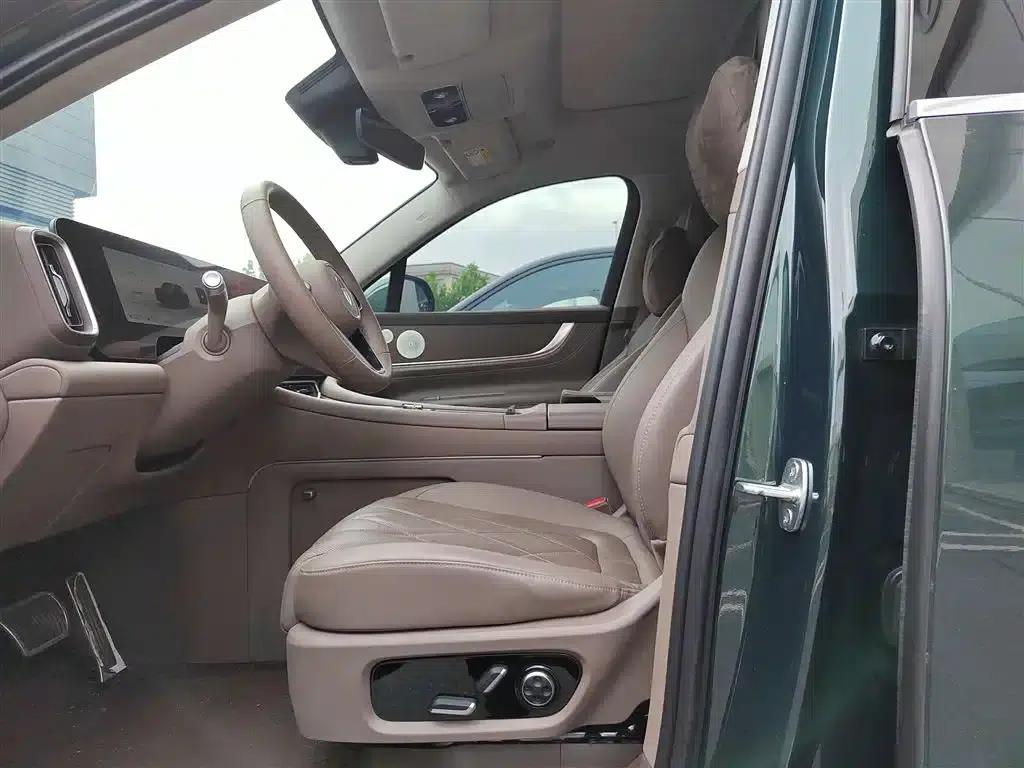 Wenjie M9 2024 Range Extended Ultra Edition 42kWh 6-Seater — миниатюра 3