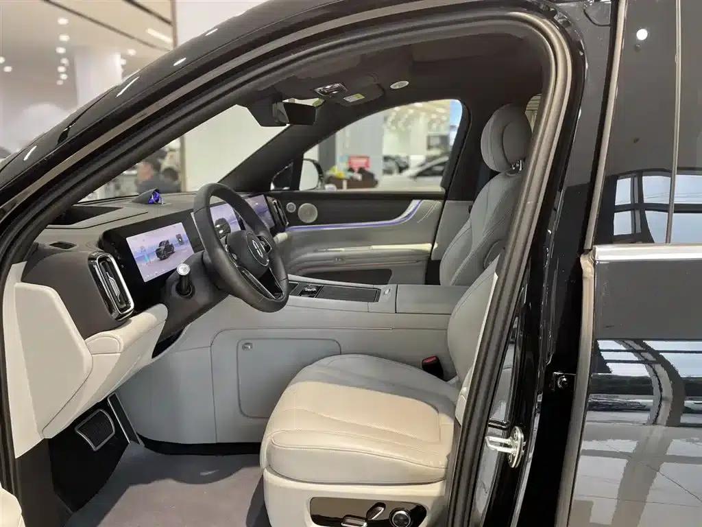 Wenjie M9 2024 Range Extended Ultra Edition 52kWh 6-Seater — миниатюра 16