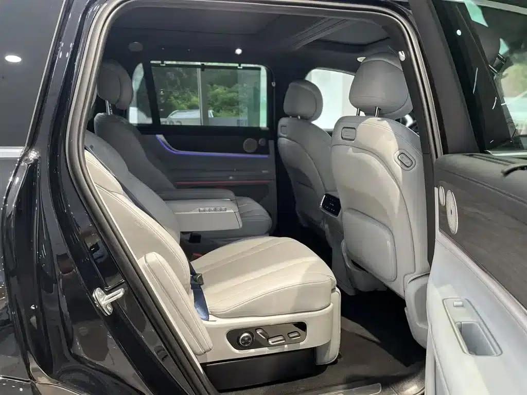 Wenjie M9 2024 Range Extended Ultra Edition 52kWh 6-Seater — миниатюра 21