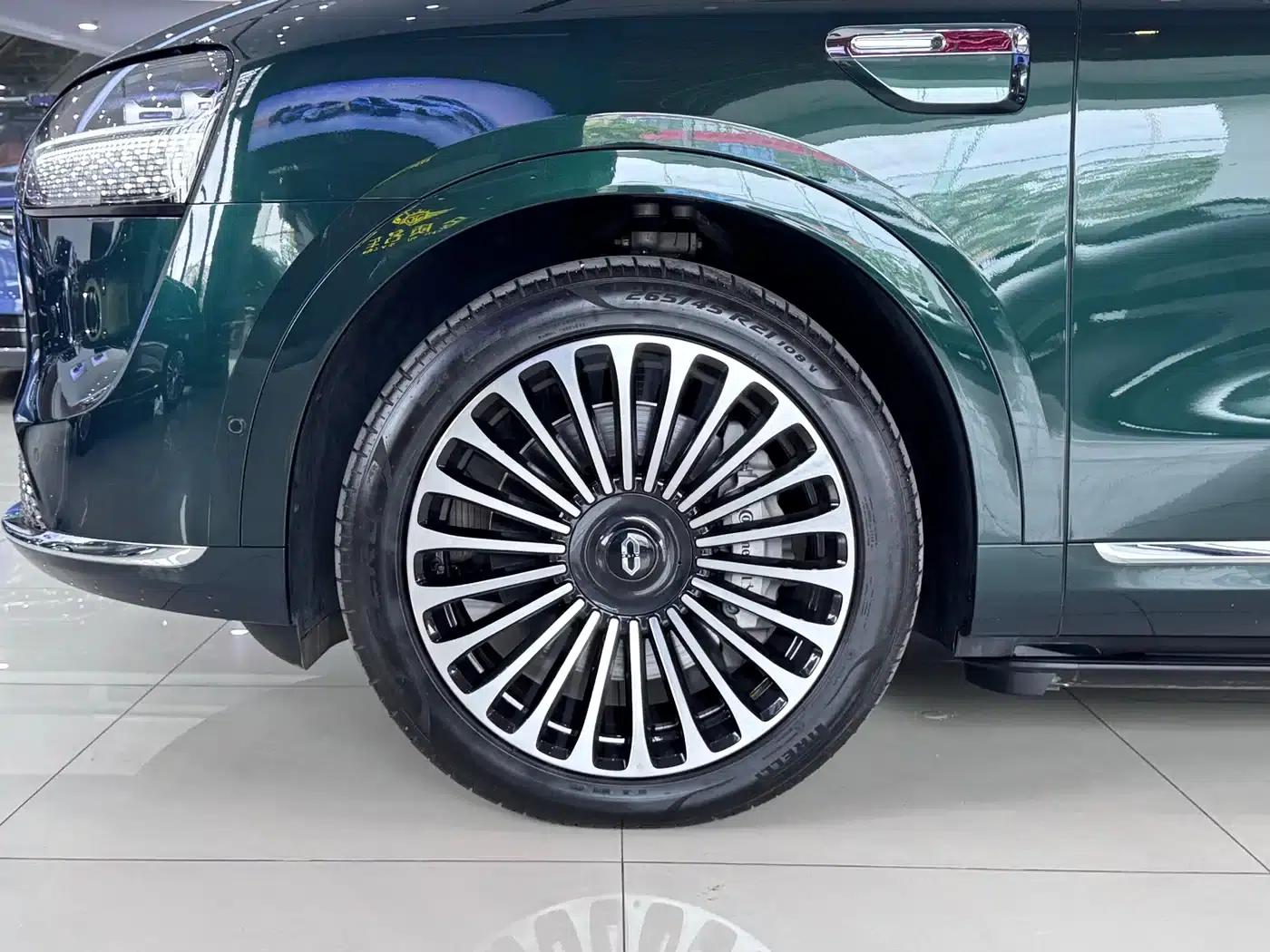 Wenjie M9 2025 Pure Electric Ultra Edition 100kWh 6-Seat Version (192-line LiDAR) — миниатюра 4